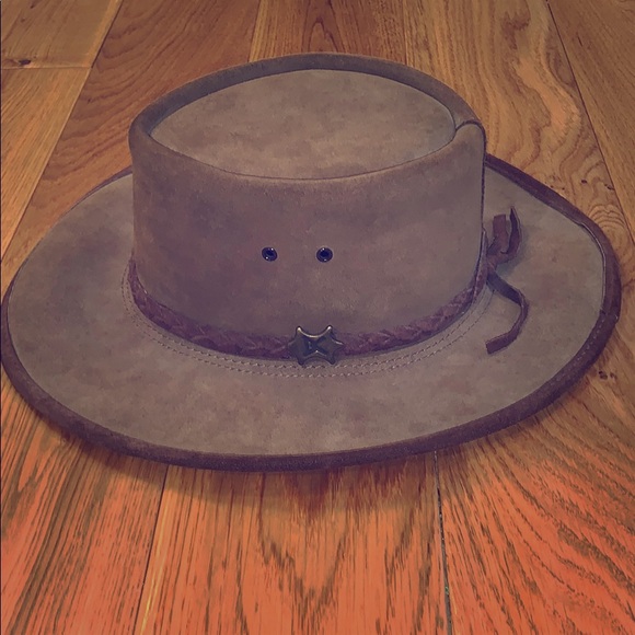 Vintage Accessories - BC Australian steer hide hat. Medium